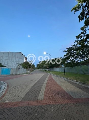 Tanah Area Strategis Kawasan , Luas 350m2m², Ideal untuk Bisnis Tanah Area Strategis Kawasan , Luas 350m2m², Ideal untuk Bisnis