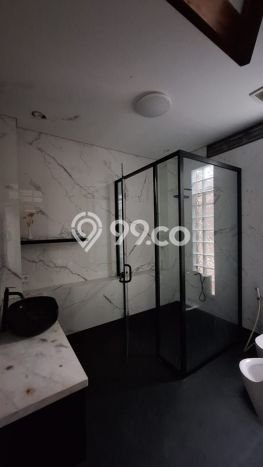 Rumah Luxury Modern Tanpa Renovasi di Turangga Bandung Rumah Luxury Modern Tanpa Renovasi di Turangga Bandung
