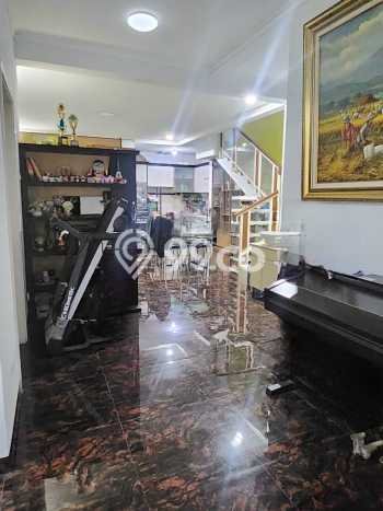 Rumah Minimalis LT 144m2m² Siap Huni di Kompleks Cluster , Bandung Rumah Minimalis LT 144m2m² Siap Huni di Kompleks Cluster , Bandung