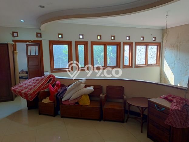 For Sale! Luxury House LT 285m2 Desain Elegan di Tegalega For Sale! Luxury House LT 285m2 Desain Elegan di Tegalega
