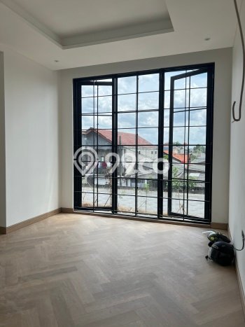 Rumah Minimalis 3 KT LT 178m2 di Petojo Rumah Minimalis 3 KT LT 178m2 di Petojo