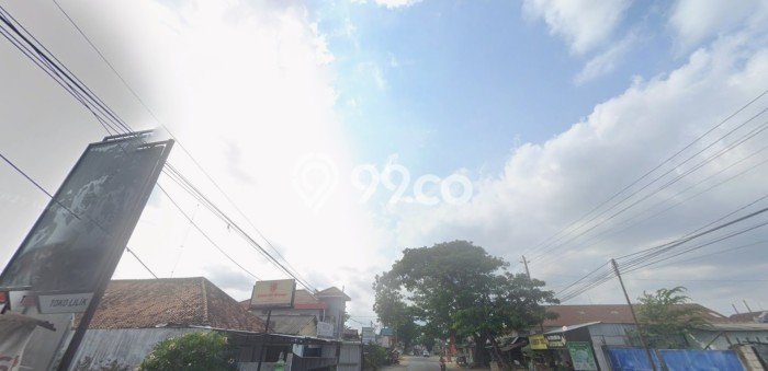 Unit Komersial Dijual di Yogyakarta LT 860m2 & LB 200m2 Unit Komersial Dijual di Yogyakarta LT 860m2 & LB 200m2