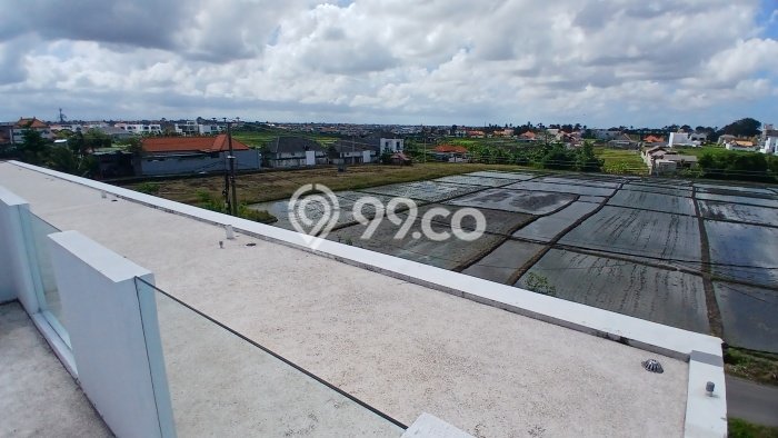 Disewakan Ruko di Kawasan Ramai Cemagi Luas 181m2 Disewakan Ruko di Kawasan Ramai Cemagi Luas 181m2