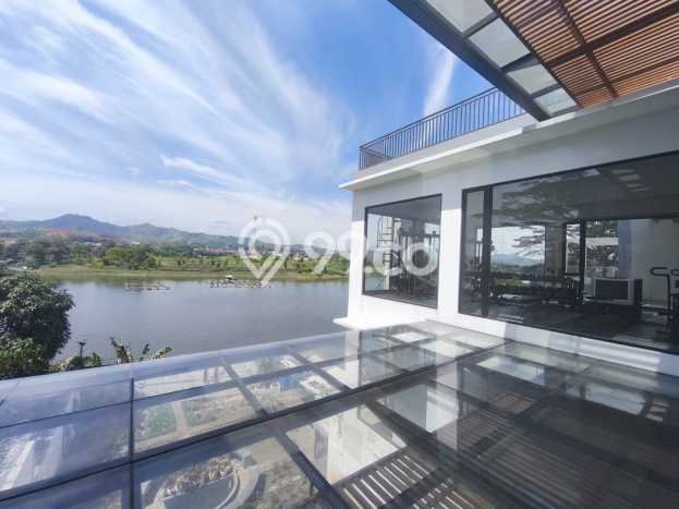 Ready to Use! Luxury House LT 628m2 Desain Elegan di Kota Baru Parahyangan Ready to Use! Luxury House LT 628m2 Desain Elegan di Kota Baru Parahyangan