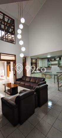 Rumah sewa siap pakai 4 Kamar Tidur di Pasteur, Bandung Rumah sewa siap pakai 4 Kamar Tidur di Pasteur, Bandung