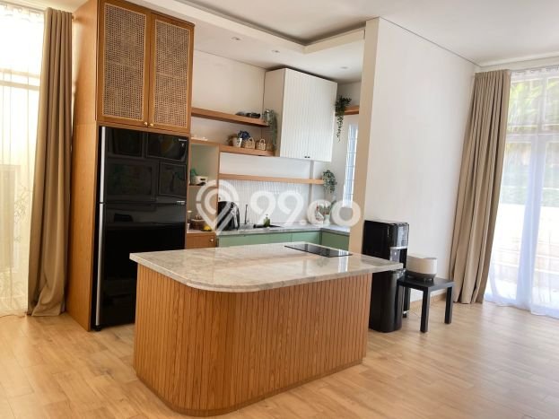 For Sale! Premium House LT 444m2 Desain Elegan di Dago Pakar For Sale! Premium House LT 444m2 Desain Elegan di Dago Pakar