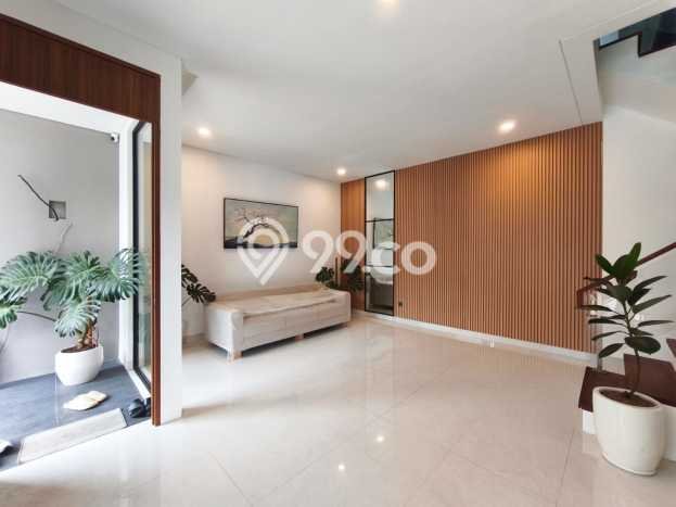 Dijual Rumah Mewah Elegan Dengan View Cantik di Setra Duta, Bandung Dijual Rumah Mewah Elegan Dengan View Cantik di Setra Duta, Bandung