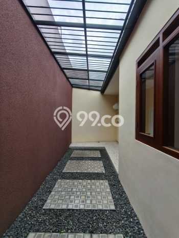 Dijual Rumah Eksklusif 3 KT di Taman Holis Indah, Bandung Dijual Rumah Eksklusif 3 KT di Taman Holis Indah, Bandung