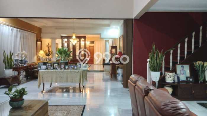 Dijual Rumah Luas Elegan Dengan View Cantik di Geger Kalong, Bandung Dijual Rumah Luas Elegan Dengan View Cantik di Geger Kalong, Bandung