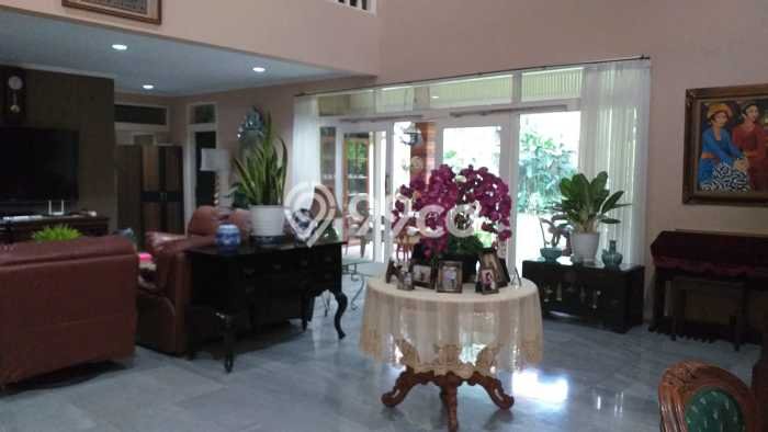 Dijual Rumah Luas Elegan Dengan View Cantik di Geger Kalong, Bandung Dijual Rumah Luas Elegan Dengan View Cantik di Geger Kalong, Bandung