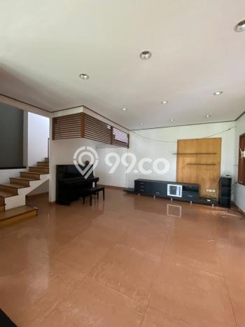 Jarang Ada! Rumah Kontrakan 4 Kamar Bagus Siap Huni Setra Duta Jarang Ada! Rumah Kontrakan 4 Kamar Bagus Siap Huni Setra Duta