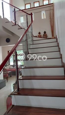 Ready to Use! Premium House LT 200m2 Desain Elegan di BSD Kencana Loka Ready to Use! Premium House LT 200m2 Desain Elegan di BSD Kencana Loka