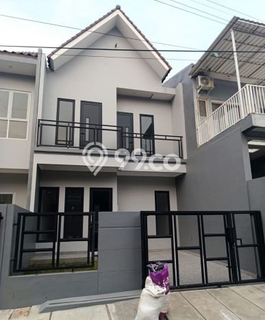 Dijual Hunian Rumah Terawat 4 KT di BSD Kencana Loka, Tangerang Dijual Hunian Rumah Terawat 4 KT di BSD Kencana Loka, Tangerang