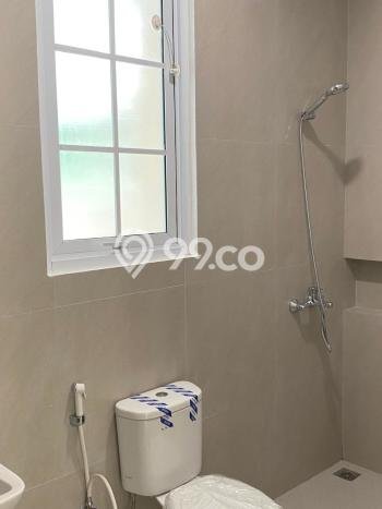Rumah Luas Asri 3 KT Siap Huni di BSD Nusaloka Tangerang Rumah Luas Asri 3 KT Siap Huni di BSD Nusaloka Tangerang