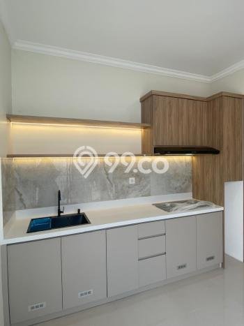Rumah Luas Asri 3 KT Siap Huni di BSD Nusaloka Tangerang Rumah Luas Asri 3 KT Siap Huni di BSD Nusaloka Tangerang