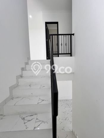 Jual Rumah Eksklusif 3 KT di BSD Griya Loka, Tangerang Jual Rumah Eksklusif 3 KT di BSD Griya Loka, Tangerang