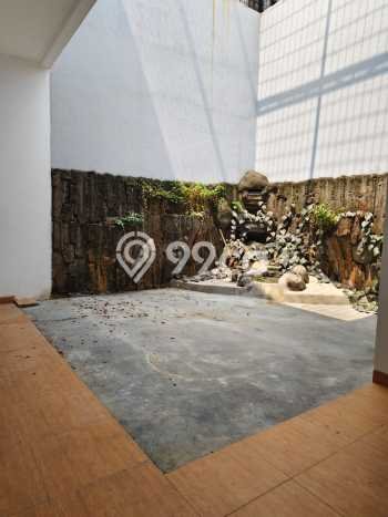 For Sale! Luxury House LT 230m2 Desain Modern di BSD Nusaloka For Sale! Luxury House LT 230m2 Desain Modern di BSD Nusaloka