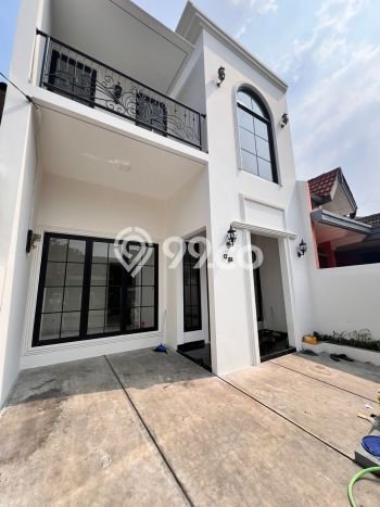 Jual Rumah Eksklusif 3 KT di BSD Griya Loka, Tangerang Jual Rumah Eksklusif 3 KT di BSD Griya Loka, Tangerang