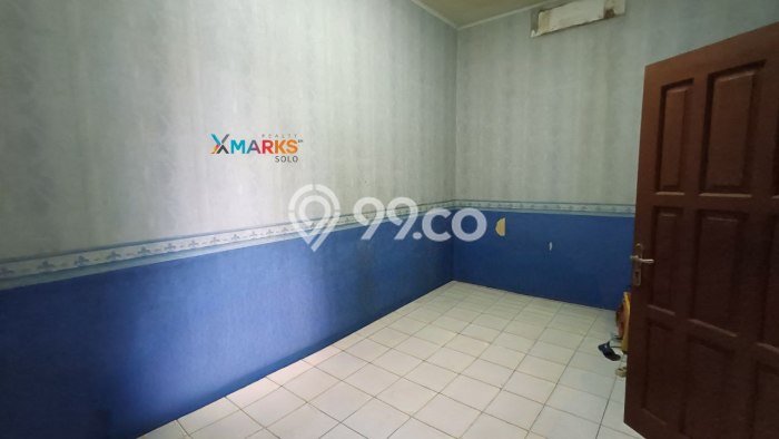 Dijual Cepat Rumah Bagus Siap Huni LB 110m2 di Laweyan, Solo Dijual Cepat Rumah Bagus Siap Huni LB 110m2 di Laweyan, Solo