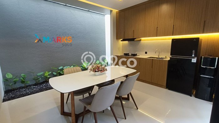 Lokasi terbaik! Rumah siap huni disewakan di Solo Baru LB 135m2 Lokasi terbaik! Rumah siap huni disewakan di Solo Baru LB 135m2