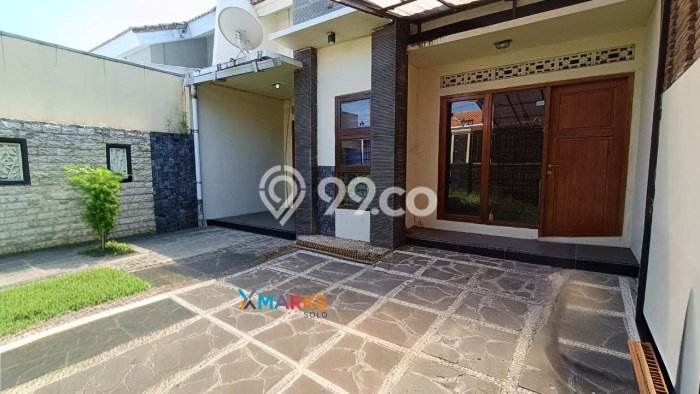 Dijual Rumah 3 Kamar Lokasi Strategis Nyaman dan Strategis di Laweyan Dijual Rumah 3 Kamar Lokasi Strategis Nyaman dan Strategis di Laweyan