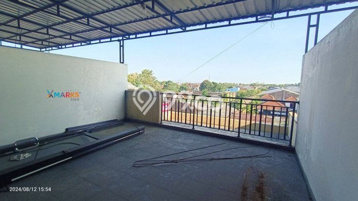 Untuk Disewa Ruko di Kartasura Sukoharjo LT 80m2, LB 240m2 Untuk Disewa Ruko di Kartasura Sukoharjo LT 80m2, LB 240m2