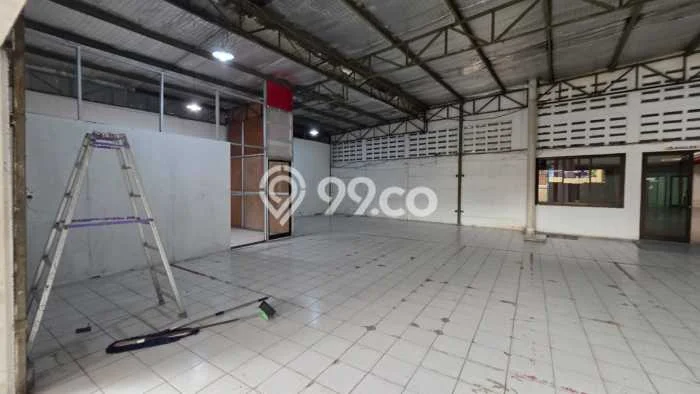 Disewakan Gudang di Pusat Kota Jakarta Barat Ramai Strategis Disewakan Gudang di Pusat Kota Jakarta Barat Ramai Strategis