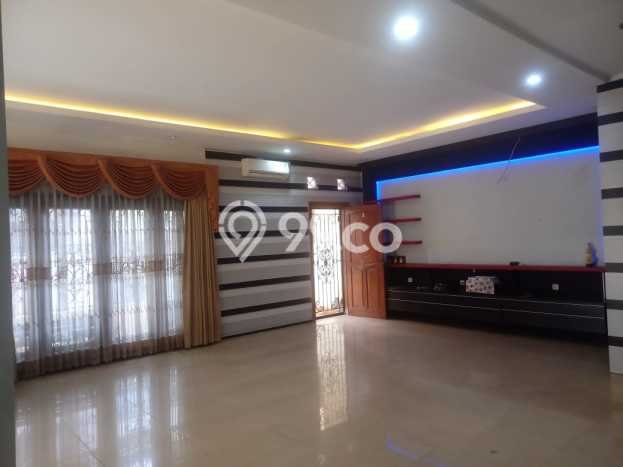 Hunian Eksklusif Siap Huni LT 246m2 di Cengkareng, Jakarta Barat Hunian Eksklusif Siap Huni LT 246m2 di Cengkareng, Jakarta Barat