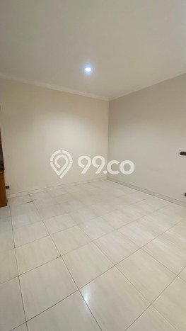 Siap Huni Hunian Elit 4 Kamar di Kebon Jeruk Dekat ke Mana Saja Siap Huni Hunian Elit 4 Kamar di Kebon Jeruk Dekat ke Mana Saja