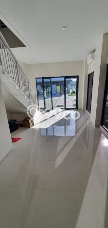 Ruko Dijual di Tangerang LT 40m2 & LB 68m2 Lokasi Terbaik! Ruko Dijual di Tangerang LT 40m2 & LB 68m2 Lokasi Terbaik!