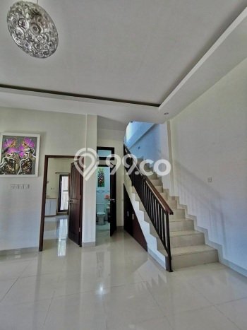 Rumah Disewakan Denpasar LT 2m2 LB 300m2 Kawasan Renon Rumah Disewakan Denpasar LT 2m2 LB 300m2 Kawasan Renon