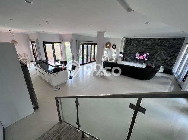 Vila Strategis Kawasan , Luas 0m2m², Harganya Terjangkau Vila Strategis Kawasan , Luas 0m2m², Harganya Terjangkau