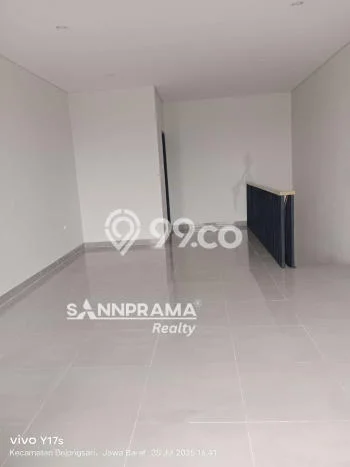 Ruko Dijual di Depok LT 68m2 & LB 82m2 Lokasi Terbaik! Ruko Dijual di Depok LT 68m2 & LB 82m2 Lokasi Terbaik!