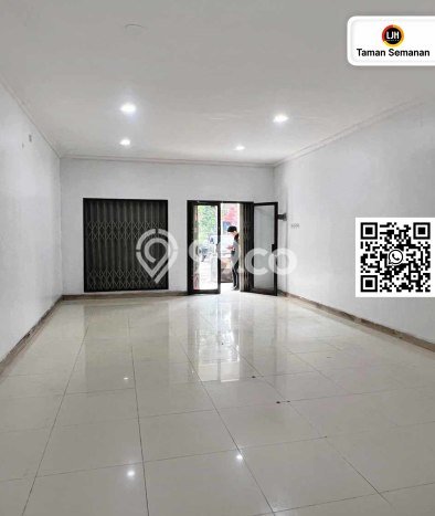 Ruko For Rent di , Luas 225m2m², Lokasi Premium Ruko For Rent di , Luas 225m2m², Lokasi Premium