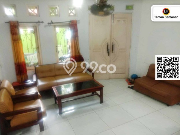For Sale Rumah 4 Kamar Lokasi Ideal Bagus dan Strategis di Kebon Jeruk For Sale Rumah 4 Kamar Lokasi Ideal Bagus dan Strategis di Kebon Jeruk