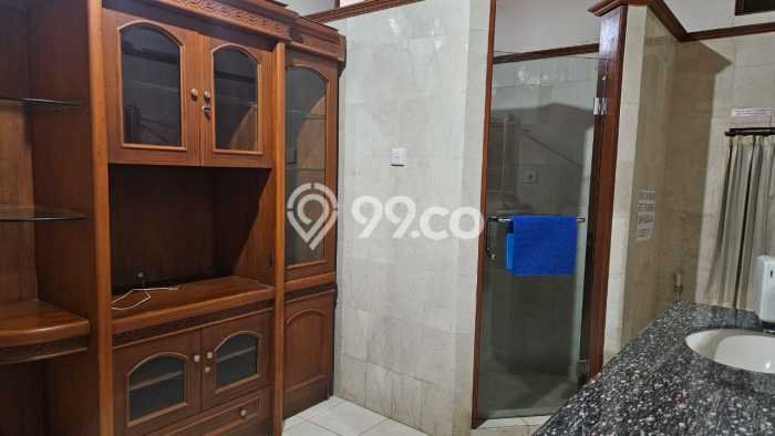 For Sale Vila Kawasan , Luas 670m2m², Posisi Premium For Sale Vila Kawasan , Luas 670m2m², Posisi Premium