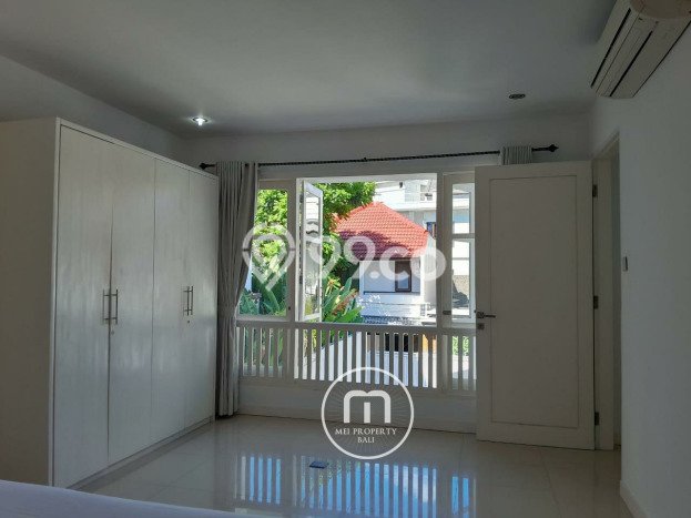 Vila di , Luas 155m2m², Akses ke Pusat Kota Vila di , Luas 155m2m², Akses ke Pusat Kota