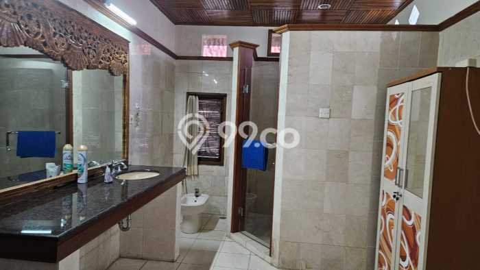For Sale Vila Kawasan , Luas 670m2m², Posisi Premium For Sale Vila Kawasan , Luas 670m2m², Posisi Premium