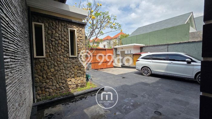 HOT DEAL! Vila Kawasan , Area 1100m2m², Area Prima HOT DEAL! Vila Kawasan , Area 1100m2m², Area Prima