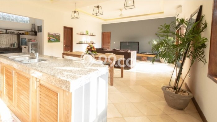 DIJUAL! Vila Kawasan , Luas 685m2m², Posisi Premium DIJUAL! Vila Kawasan , Luas 685m2m², Posisi Premium