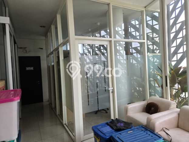 Unit Ruko Dijual di BSD Tangerang Selatan Luas Tanah 201m2, Luas Bangunan 739m2 Unit Ruko Dijual di BSD Tangerang Selatan Luas Tanah 201m2, Luas Bangunan 739m2