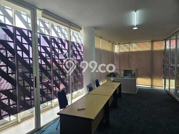 Unit Ruko Dijual di BSD Tangerang Selatan Luas Tanah 201m2, Luas Bangunan 739m2 Unit Ruko Dijual di BSD Tangerang Selatan Luas Tanah 201m2, Luas Bangunan 739m2