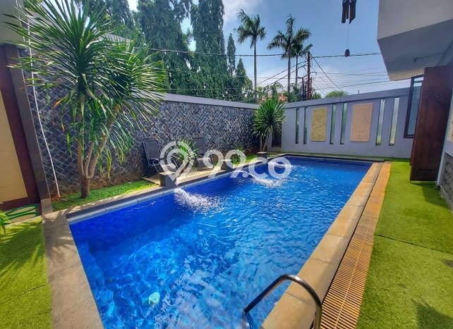 Dijual Rumah Luas Elegan Dengan View Eksklusif di Bintaro, Jakarta Selatan Dijual Rumah Luas Elegan Dengan View Eksklusif di Bintaro, Jakarta Selatan