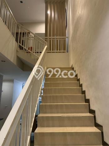 Rumah Elit Modern Siap Huni di Manyar Surabaya Rumah Elit Modern Siap Huni di Manyar Surabaya