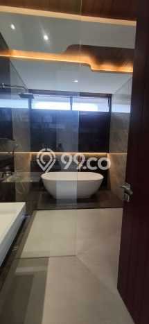 Rumah Luxury Modern Tanpa Renovasi di Citraland Surabaya Rumah Luxury Modern Tanpa Renovasi di Citraland Surabaya