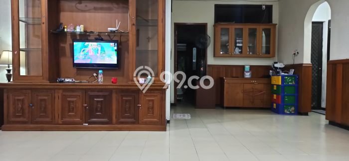 Jual Rumah Bagus Siap Huni LB 200m2 di Mulyorejo, Surabaya Jual Rumah Bagus Siap Huni LB 200m2 di Mulyorejo, Surabaya