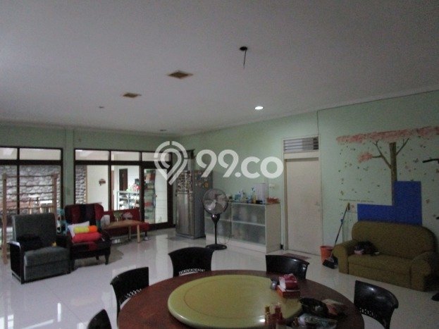 Ready to Use! Premium House LT 607m2 Desain Modern di Surabaya Kota Ready to Use! Premium House LT 607m2 Desain Modern di Surabaya Kota