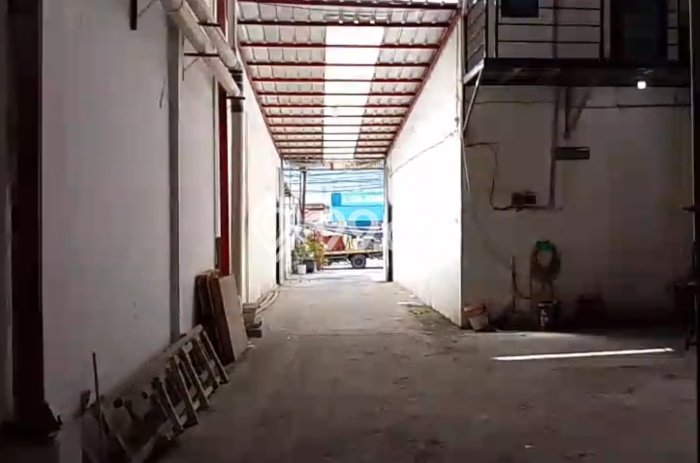 Ruko Bagus LT 650m2 LB 300m2 Dijual di Ciledug Tangerang Ruko Bagus LT 650m2 LB 300m2 Dijual di Ciledug Tangerang