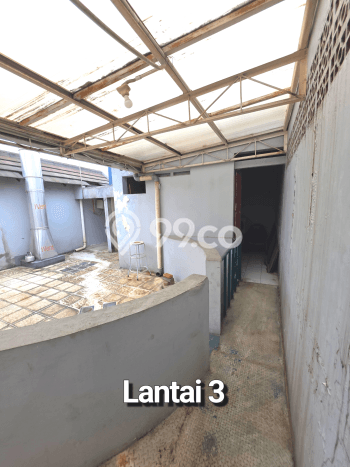 Lokasi strategis! Rumah siap pakai dikontrakkan di Palmerah LB 270m2 Lokasi strategis! Rumah siap pakai dikontrakkan di Palmerah LB 270m2