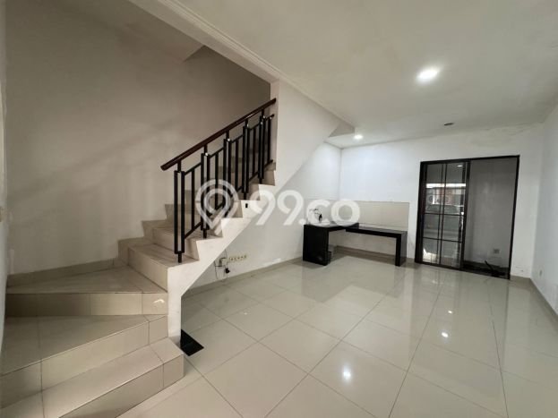 Rumah Luas Asri 2 KT Siap Huni di Green Lake City Jakarta Barat Rumah Luas Asri 2 KT Siap Huni di Green Lake City Jakarta Barat
